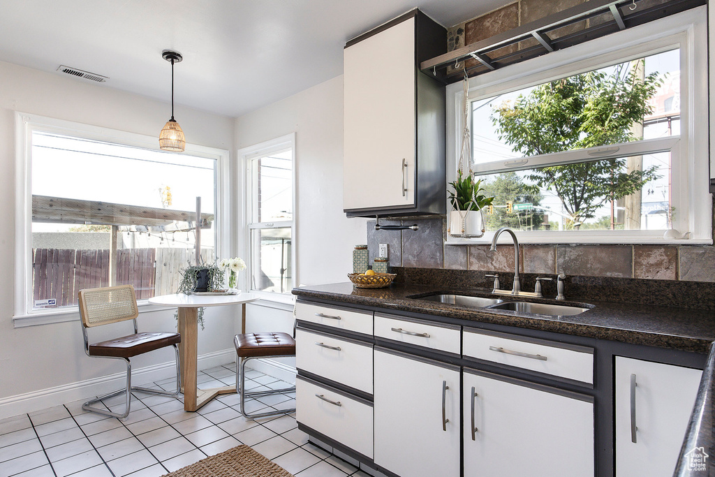 4504 S HOLLADAY CIR Salt Lake City, UT 84117