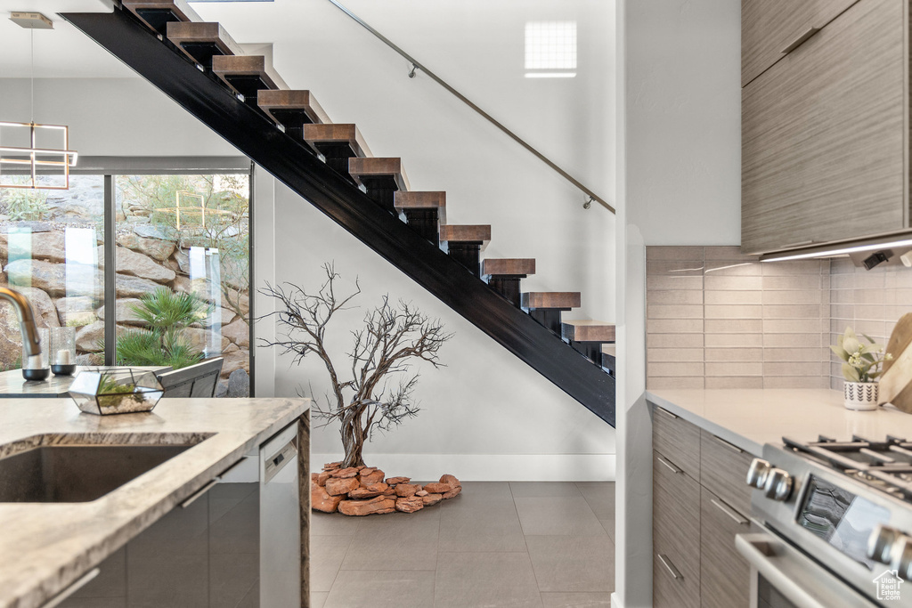 2255 S HILL RD St George, UT 84790