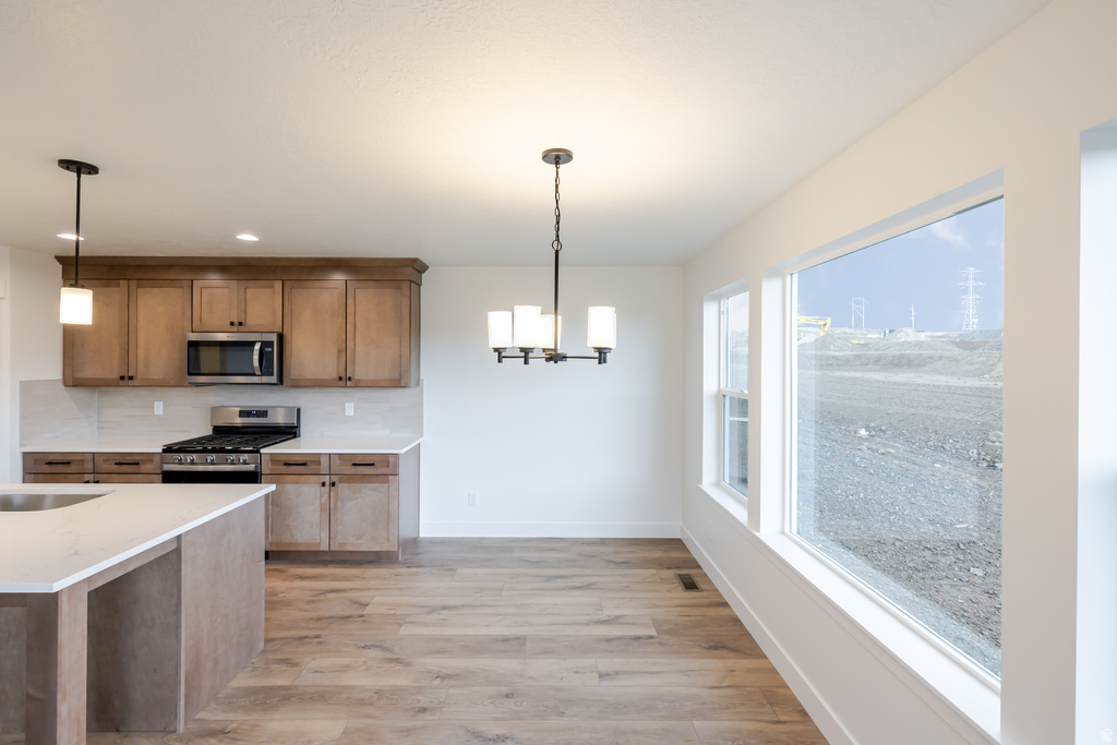 941 N BANNER DR #606 Saratoga Springs, UT 84045