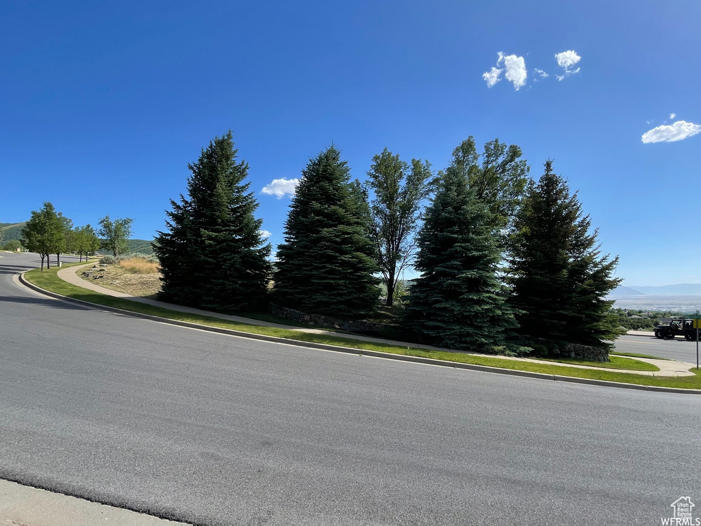 1596 S STONE RDG Bountiful, UT 84010