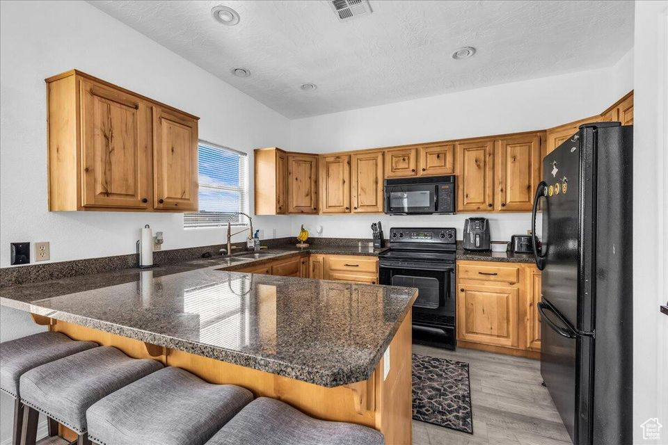 Photo 6 for MLS #2117627 at 1277 W Las Hurdes Dr