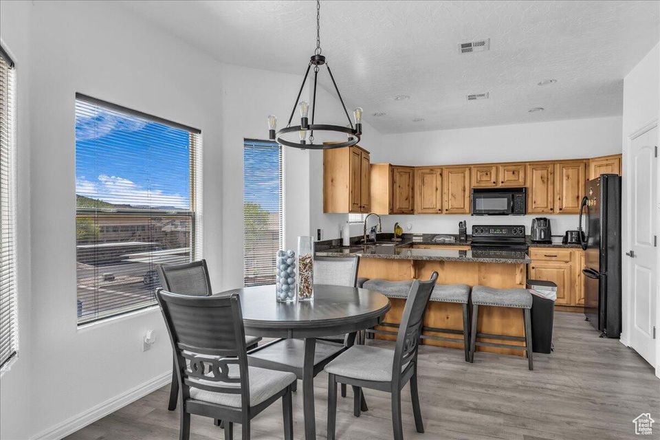 Photo 5 for MLS #2117627 at 1277 W Las Hurdes Dr