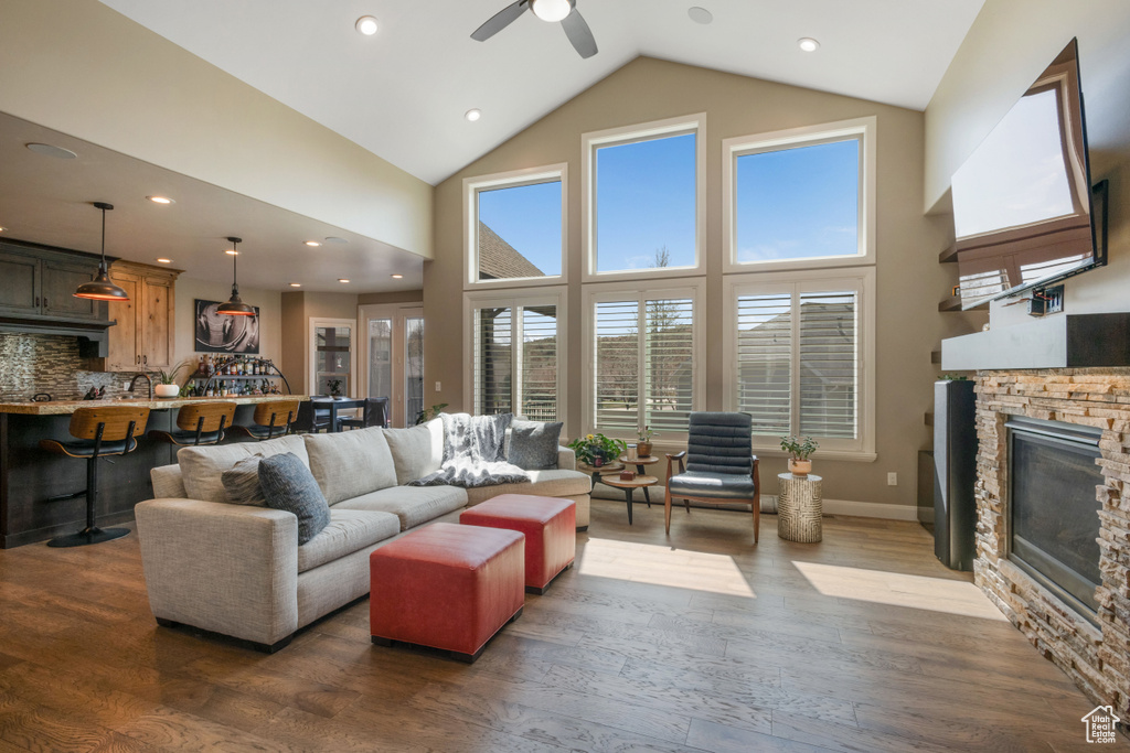 Photo 6 for MLS #2117633 at 4423 Ranch Blvd