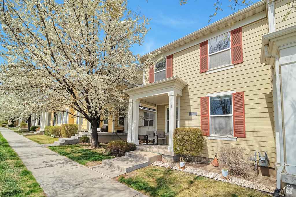 Photo 3 for MLS #2117637 at 4911 W Calton Ln
