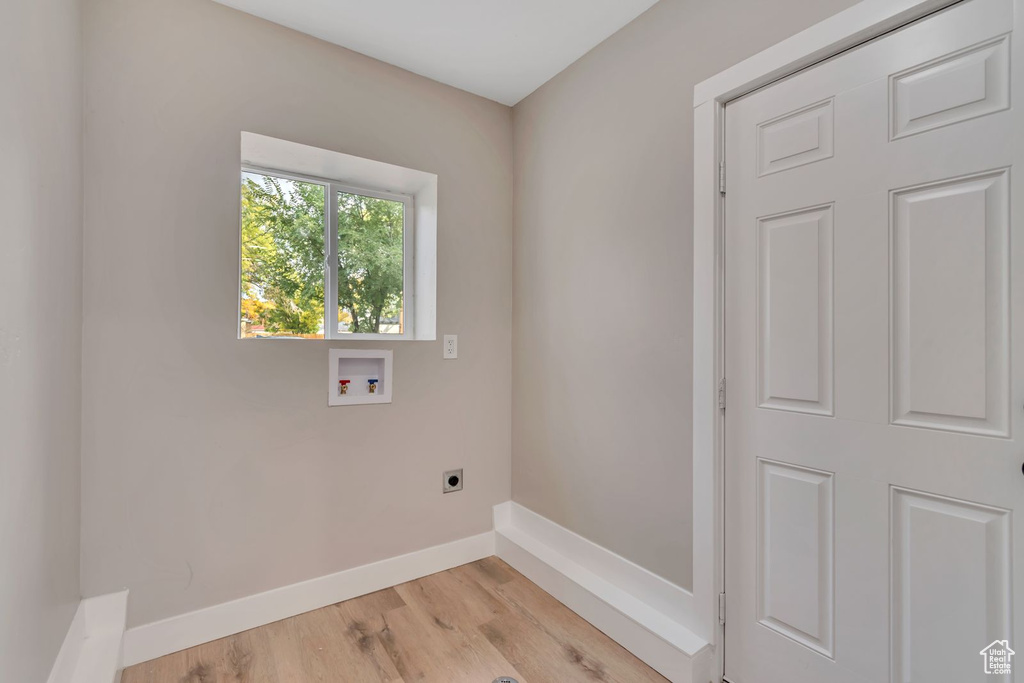 Photo 21 for MLS #2117639 at 1305 W Mead Ave