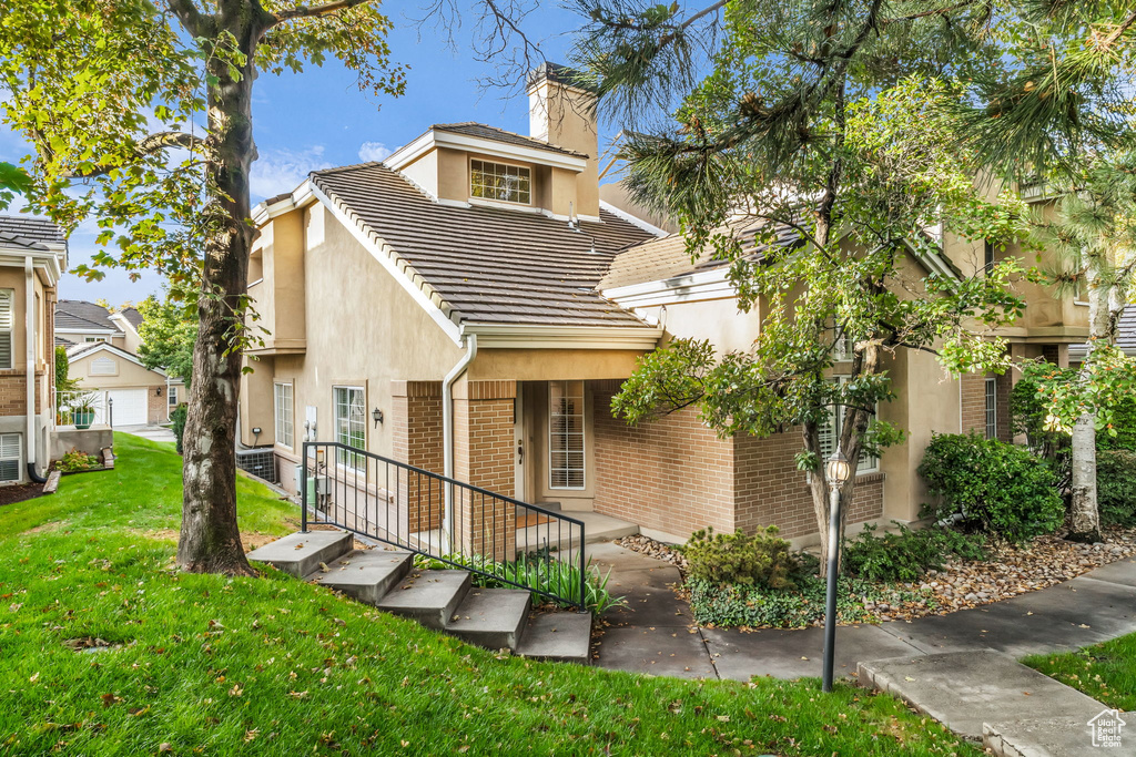 Photo 4 for MLS #2117645 at 2384 E Summerspring Ln