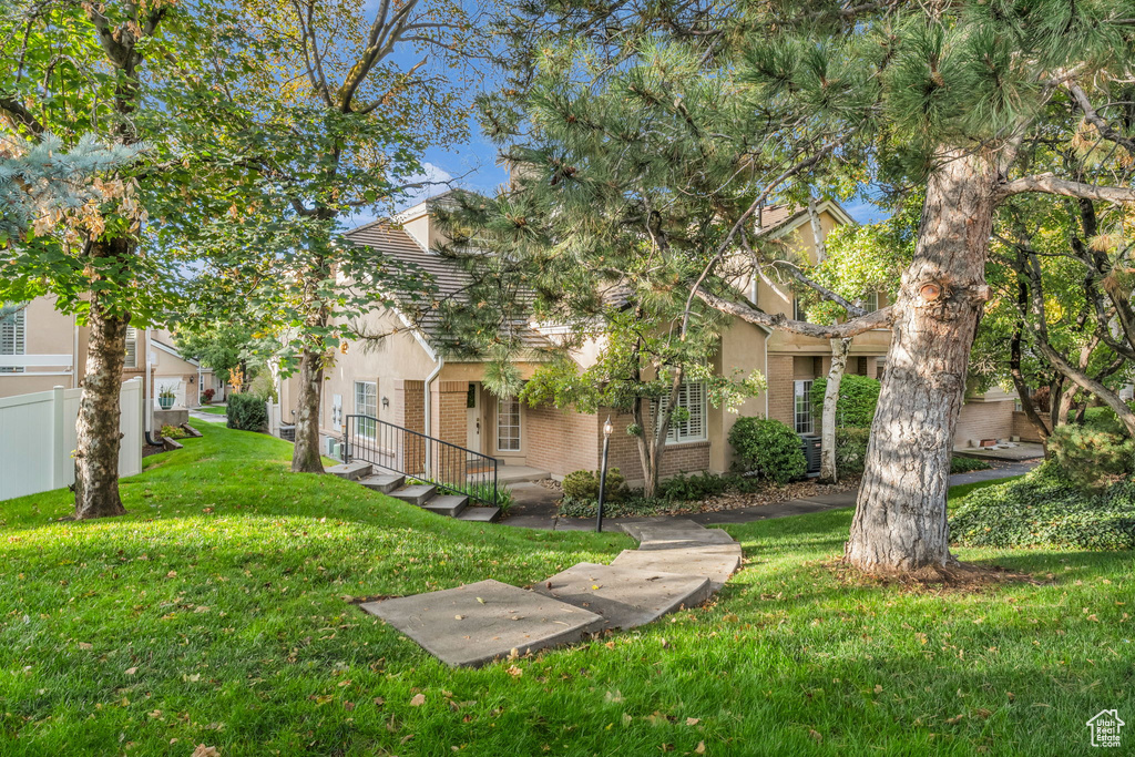 Photo 3 for MLS #2117645 at 2384 E Summerspring Ln