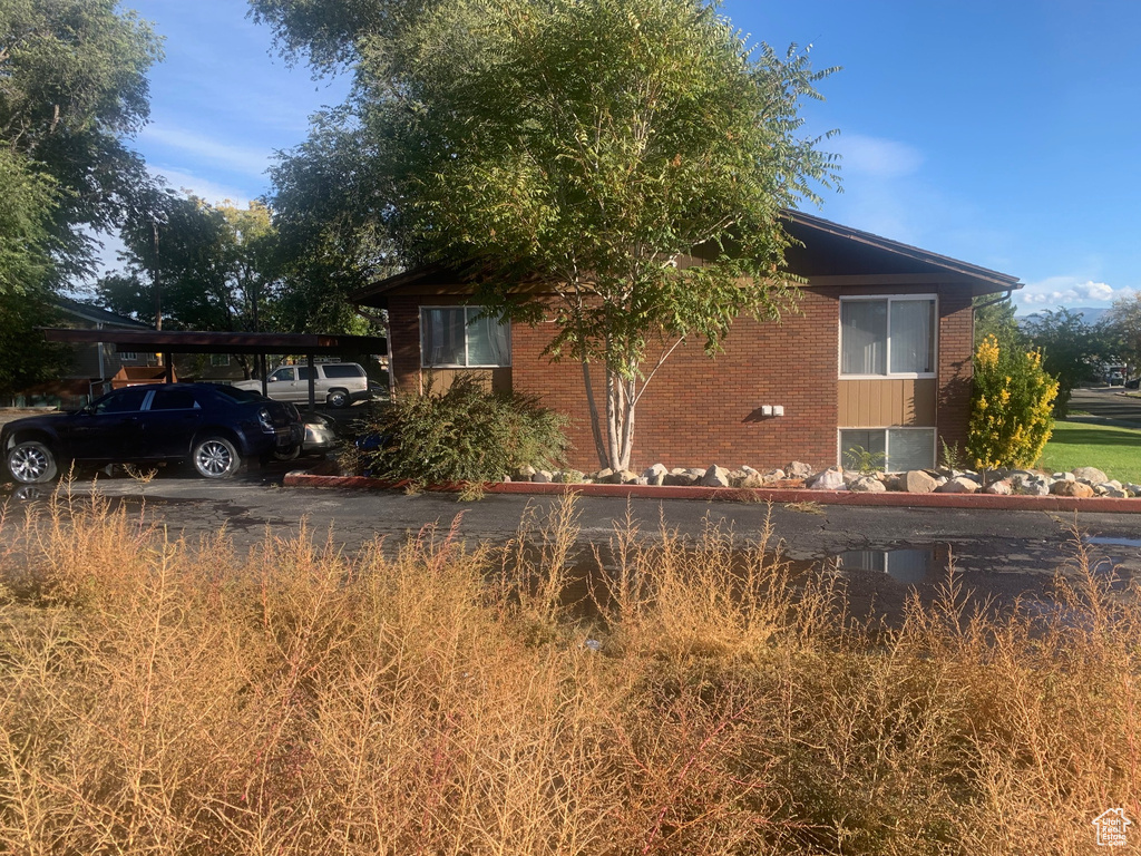 Photo 3 for MLS #2117648 at 4612 Carnegie Tech St