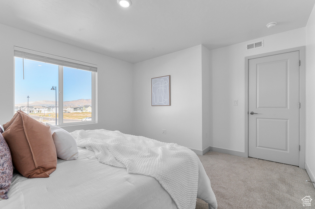Photo 11 for MLS #2117649 at 108 E Fairmont Pl