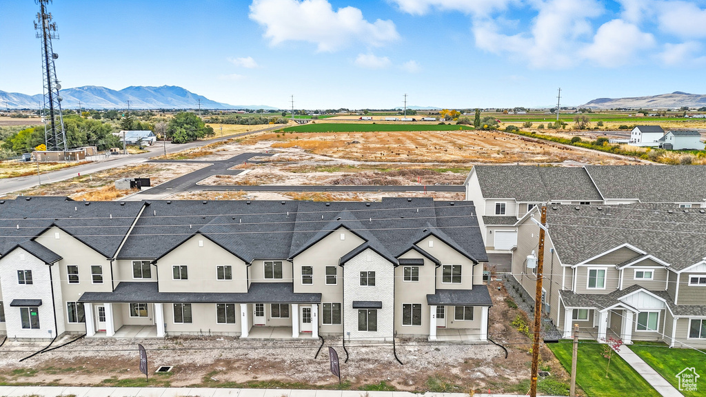 62 E 1225 S Tremonton, UT 84337