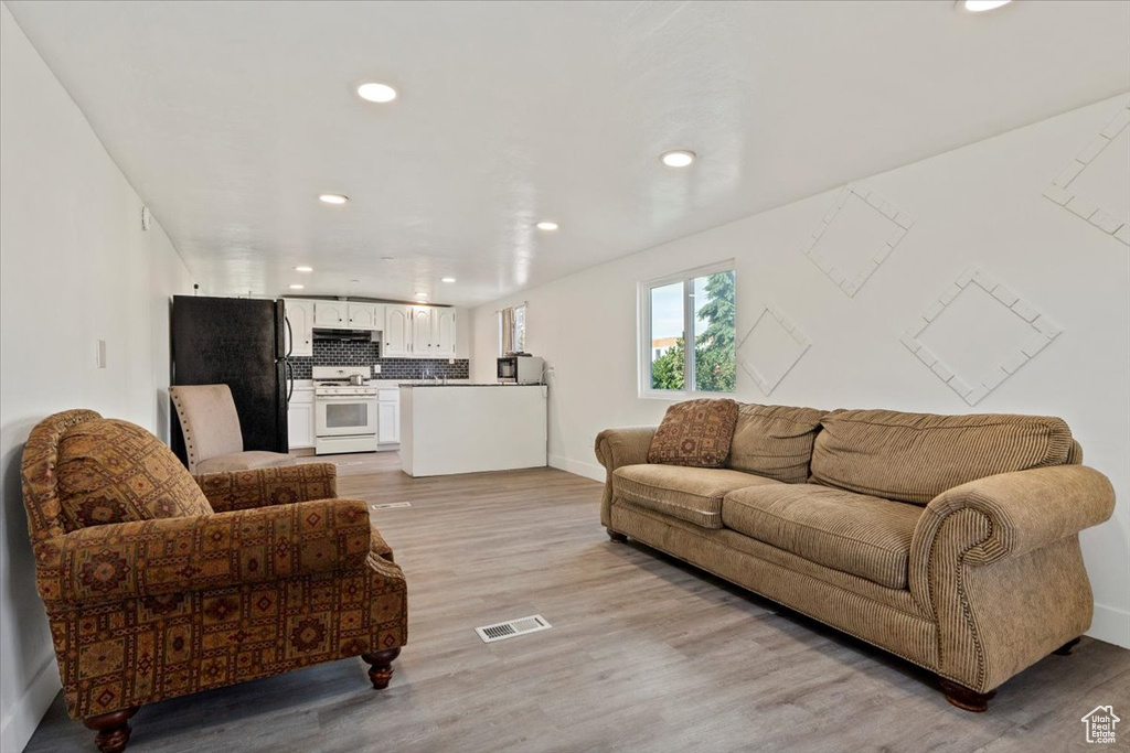 Photo 3 for MLS #2117654 at 8950 S Reliance Dr