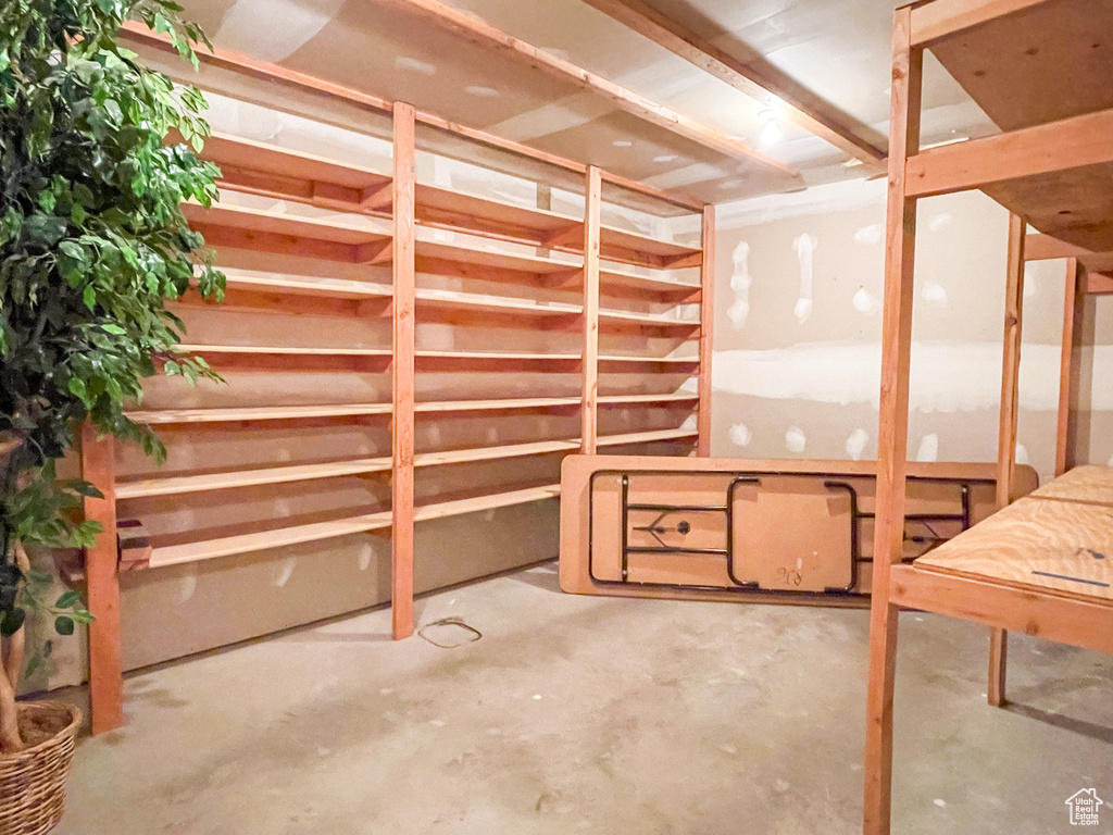 864 S 700 E Pleasant Grove, UT 84062