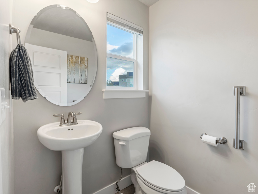 Photo 23 for MLS #2117660 at 742 N Echo Way