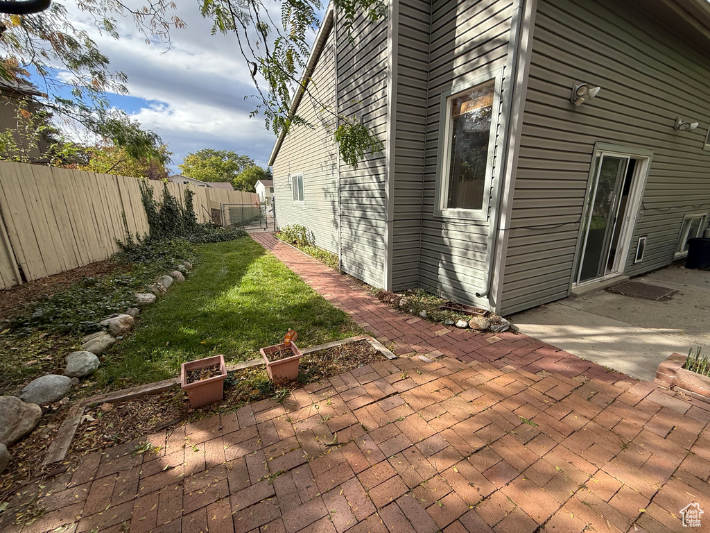 3184 BARNHILL BAY Cottonwood Heights, UT 84121