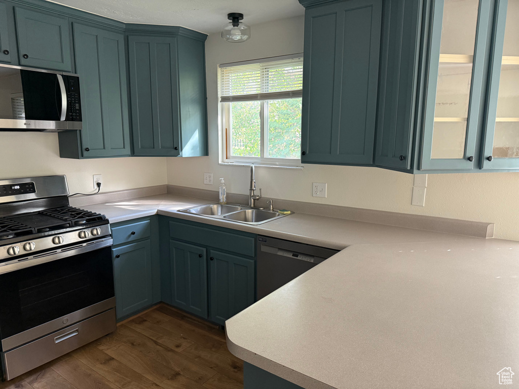 3184 BARNHILL BAY Cottonwood Heights, UT 84121