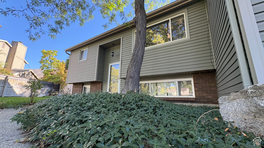 3184 BARNHILL BAY Cottonwood Heights, UT 84121