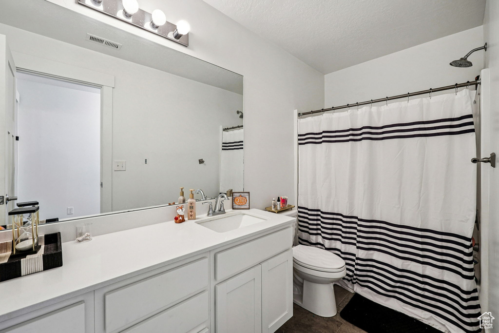 Photo 19 for MLS #2117673 at 3936 S Sennie Dr