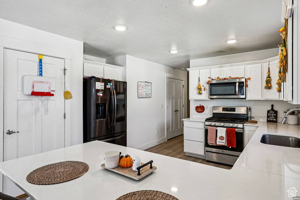 Photo 11 for MLS #2117673 at 3936 S Sennie Dr