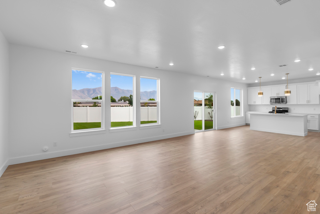 Photo 12 for MLS #2117682 at 678 N 600 West #103