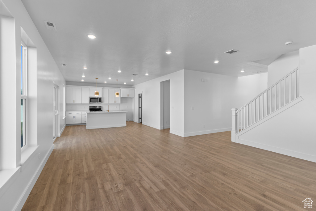 Photo 41 for MLS #2117682 at 678 N 600 West #103