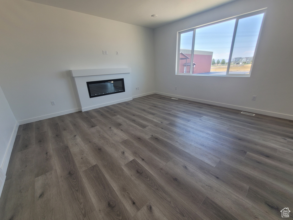 Photo 3 for MLS #2117685 at 681 N Plainsman Dr #111