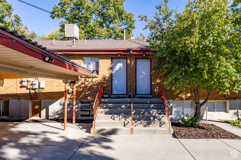 Photo 23 for MLS #2117690 at 636 E 2nd Ave