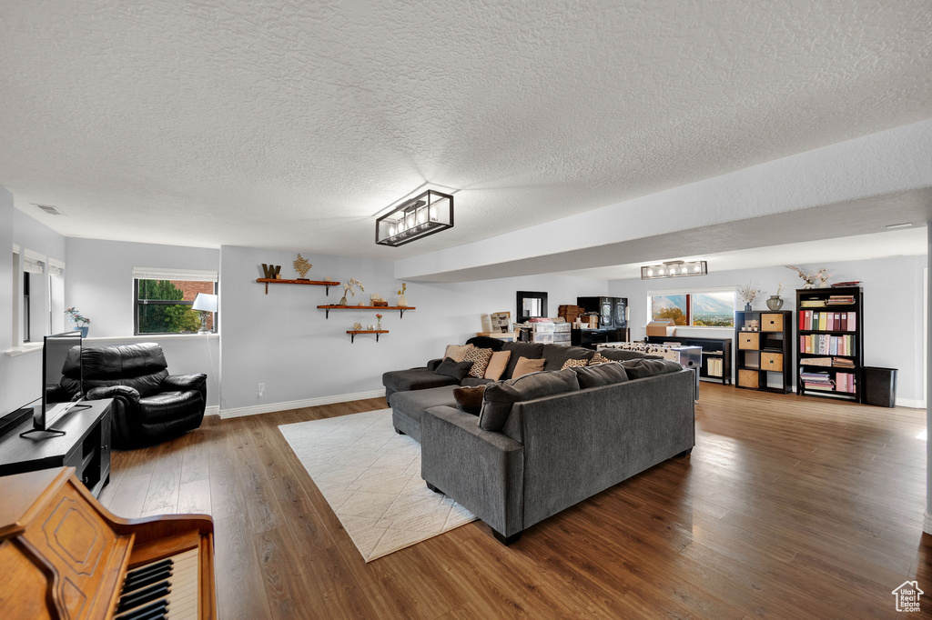 Photo 18 for MLS #2117691 at 735 W 3500 North