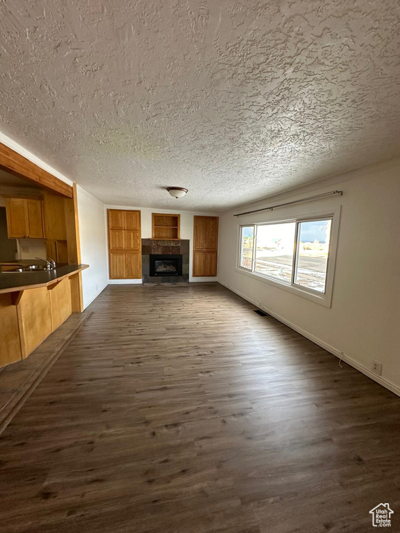Photo 4 for MLS #2117699 at 155 N Main St