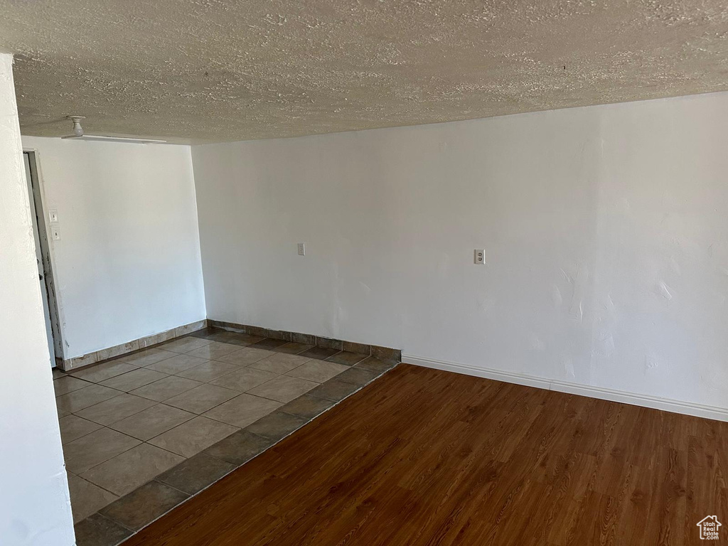 Photo 19 for MLS #2117699 at 155 N Main St