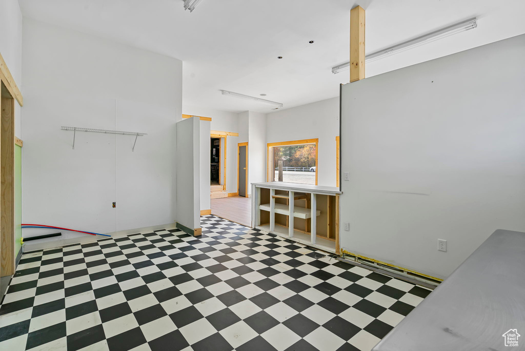 Photo 15 for MLS #2117713 at 510 N Main St