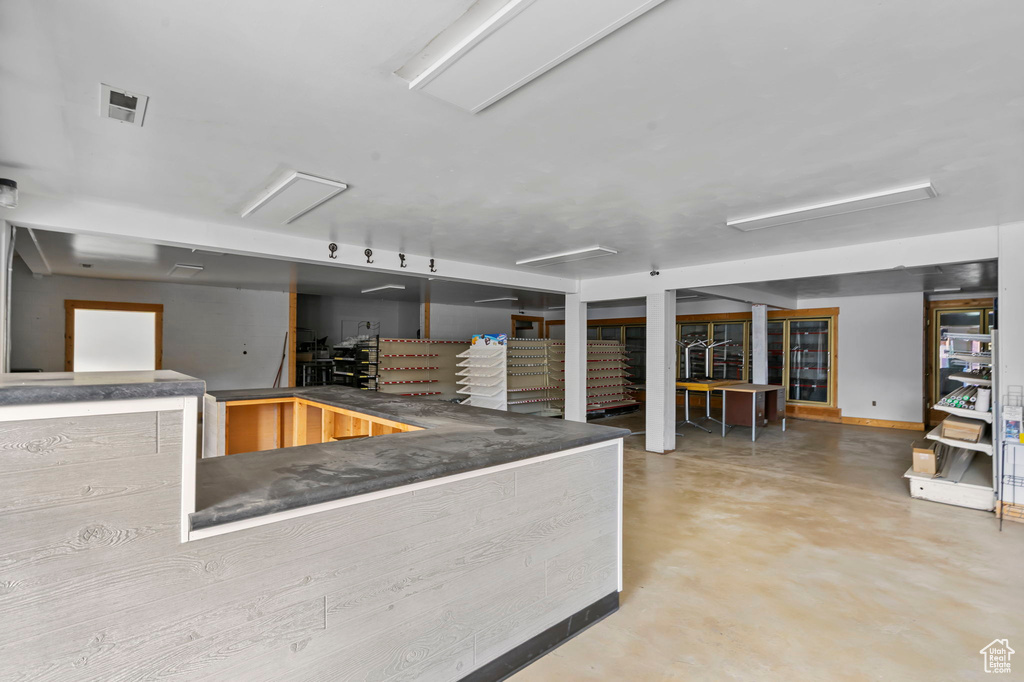 Photo 3 for MLS #2117713 at 510 N Main St