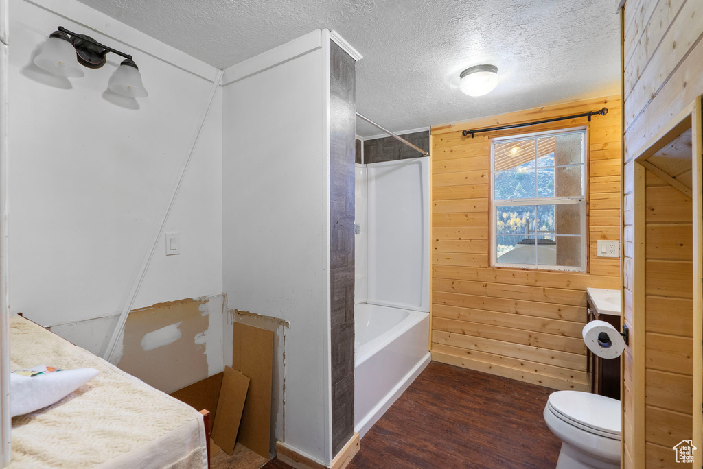 Photo 11 for MLS #2117714 at 1290 Echo Creek Rd