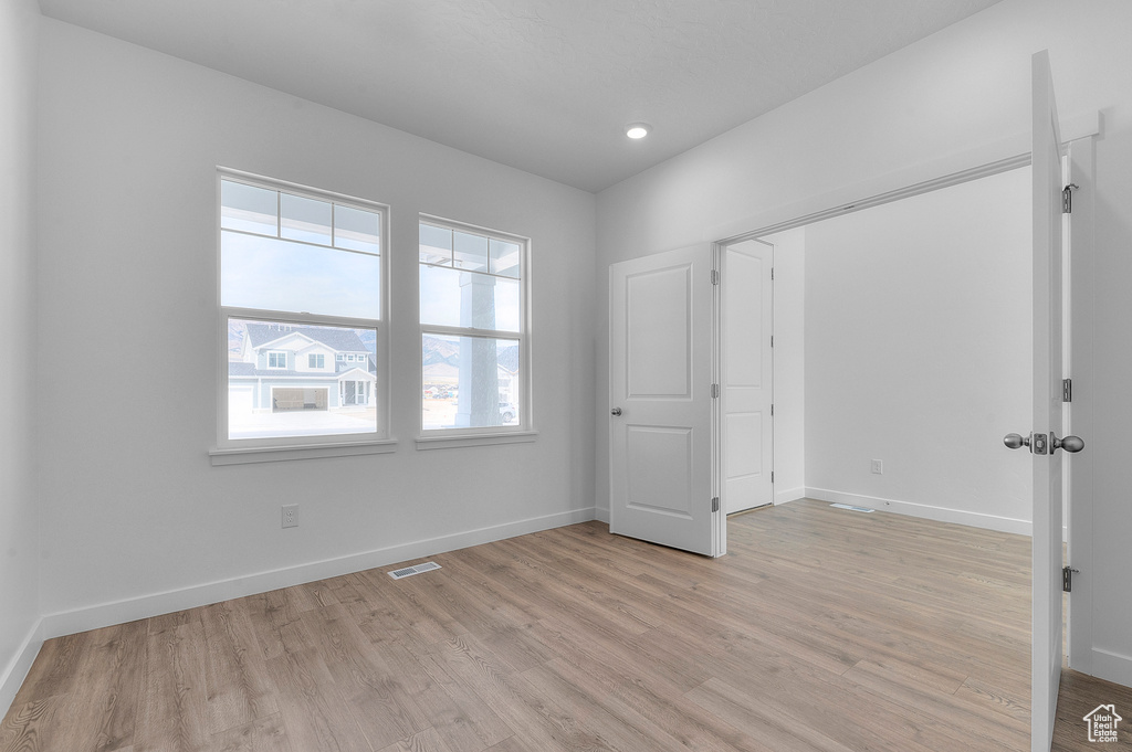 Photo 5 for MLS #2117726 at 740 W Cherry St #205