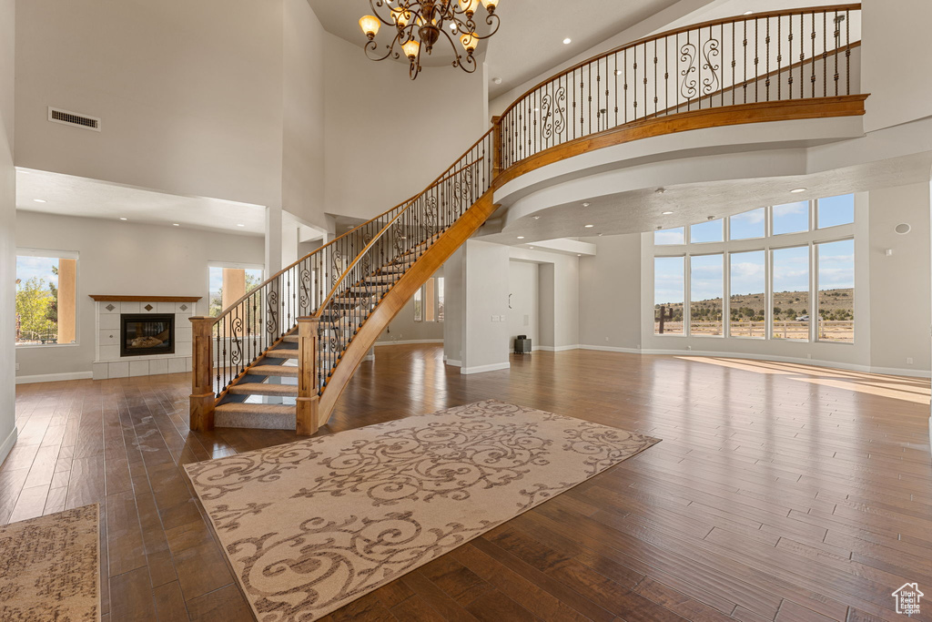 Photo 12 for MLS #2117732 at 533 W Canyon Trl