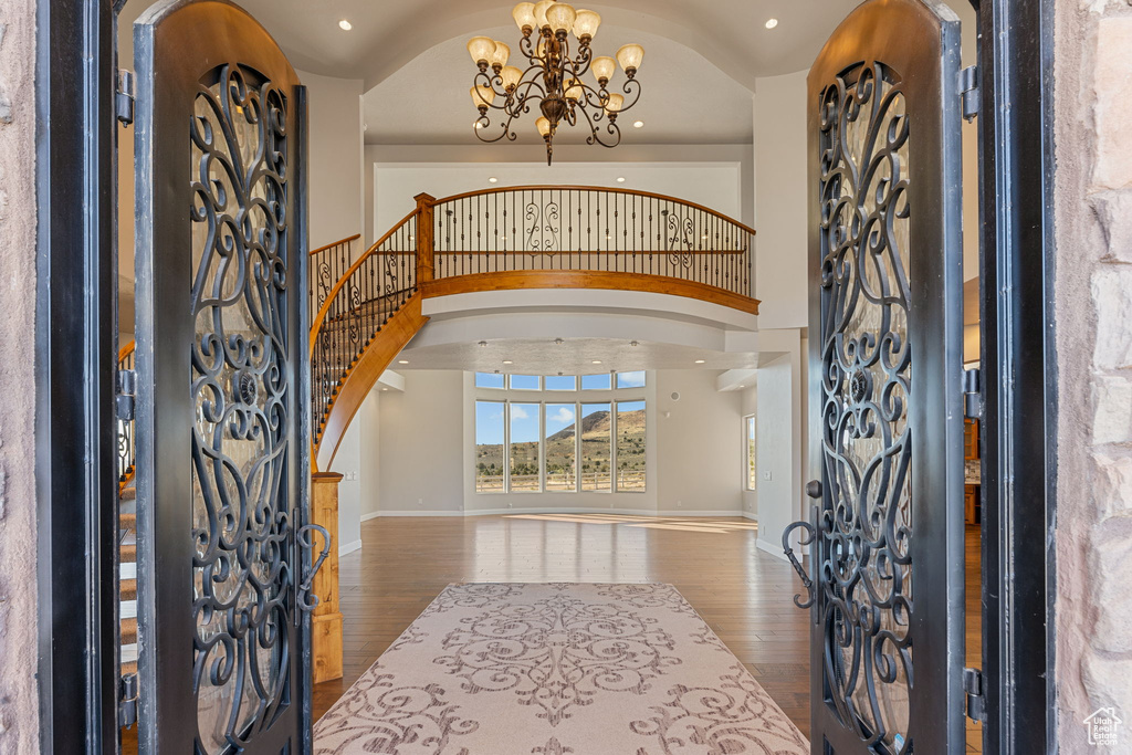Photo 10 for MLS #2117732 at 533 W Canyon Trl
