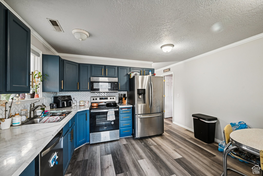 Photo 4 for MLS #2117743 at 638 N 300 West
