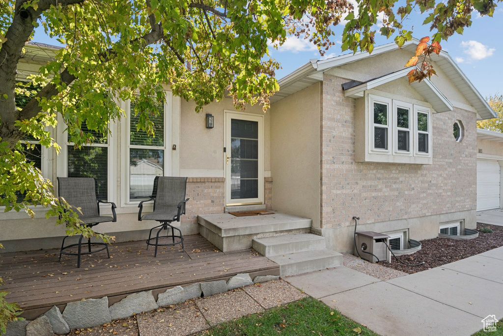 Photo 3 for MLS #2117746 at 1891 W Orchard View Cir