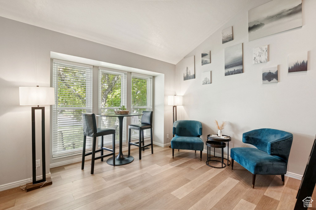 Photo 7 for MLS #2117746 at 1891 W Orchard View Cir