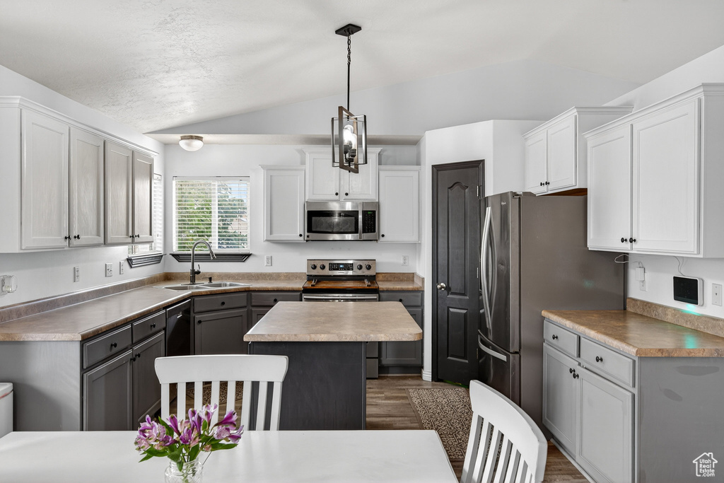 Photo 9 for MLS #2117754 at 336 E 700 North