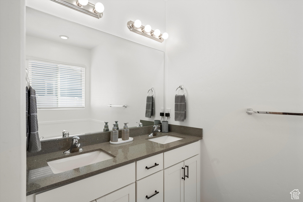 Photo 21 for MLS #2117755 at 721 S School House Rd