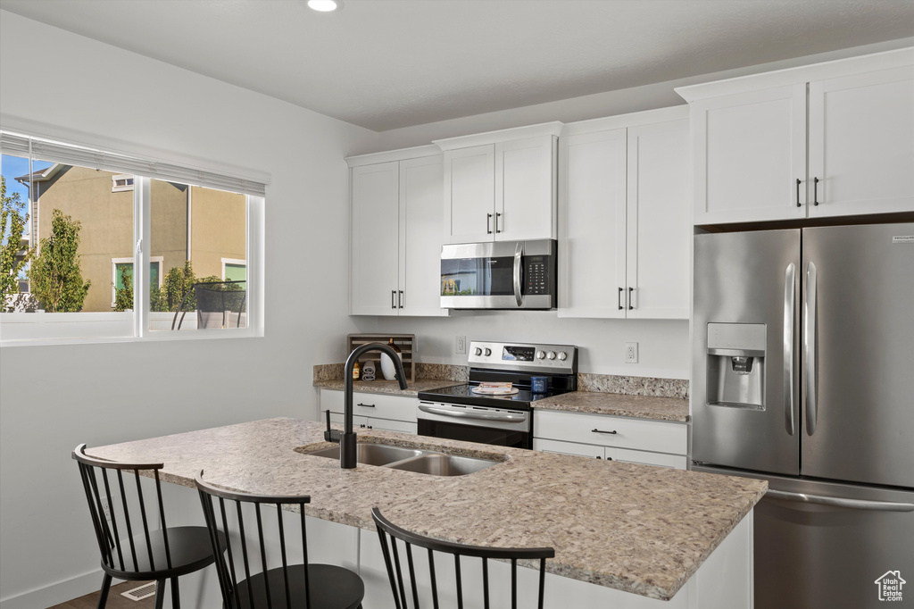 Photo 8 for MLS #2117755 at 721 S School House Rd