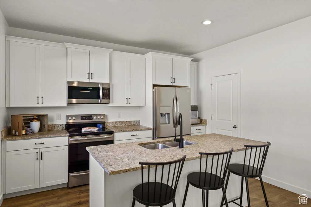 Photo 9 for MLS #2117755 at 721 S School House Rd