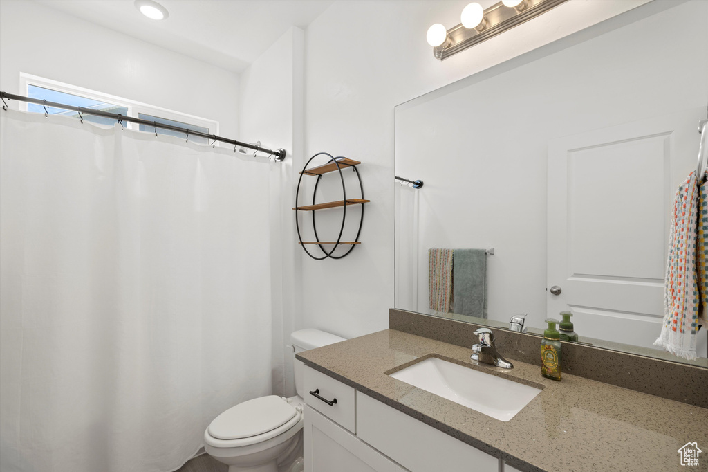 Photo 15 for MLS #2117755 at 721 S School House Rd