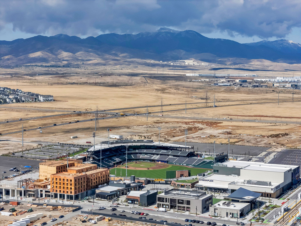 5192 W BLACK TWIG DR #D306 South Jordan, UT 84009