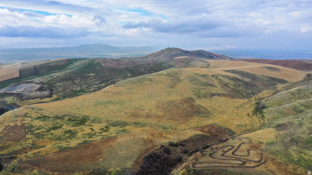 2075 E CANYON RD Smithfield, UT 84335