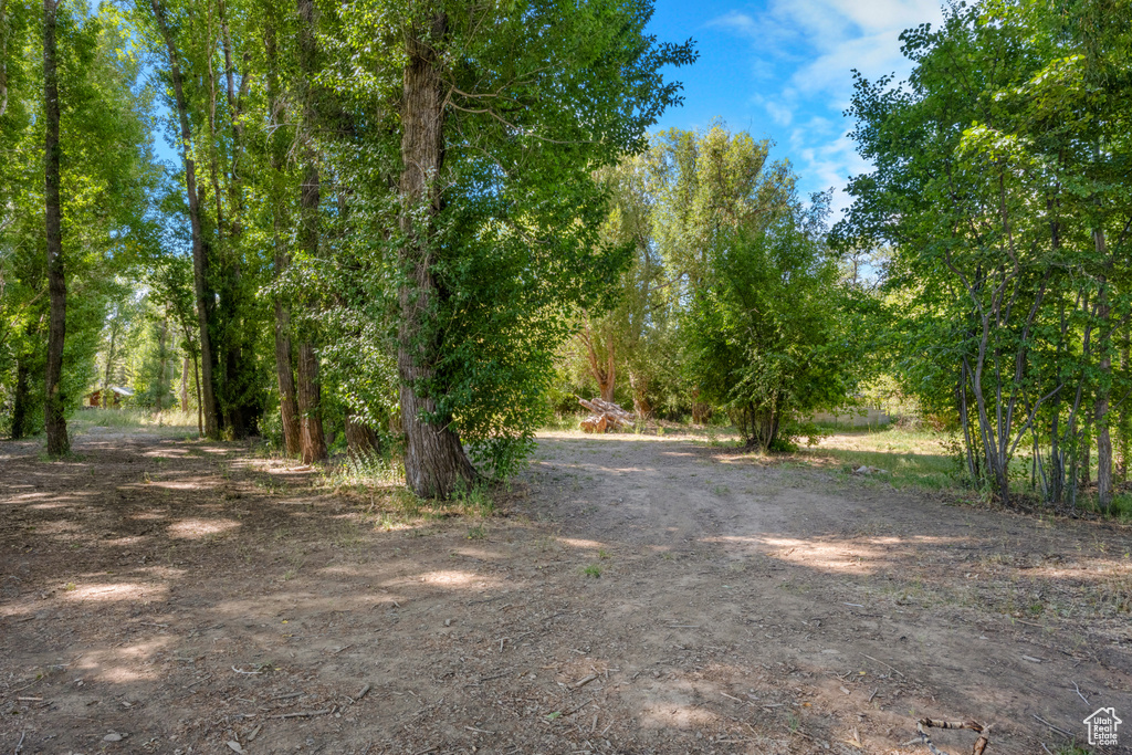 2220 N BEAR LAKE BLVD Garden City, UT 84028