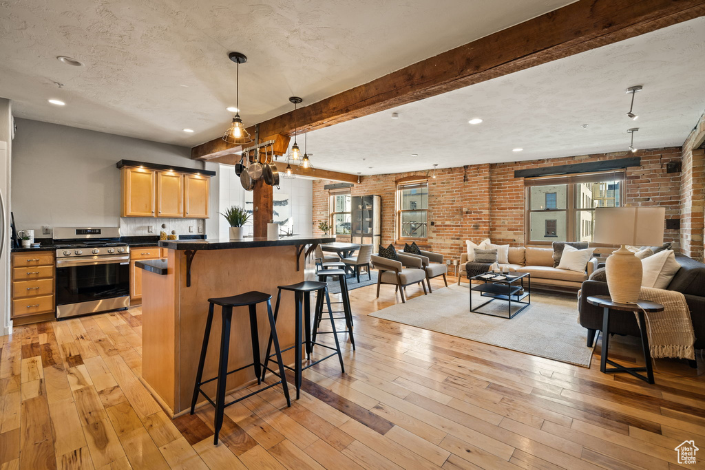 Photo 7 for MLS #2117780 at 327 W 200 South #404