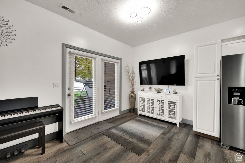 Photo 11 for MLS #2117792 at 7187 S 420 East