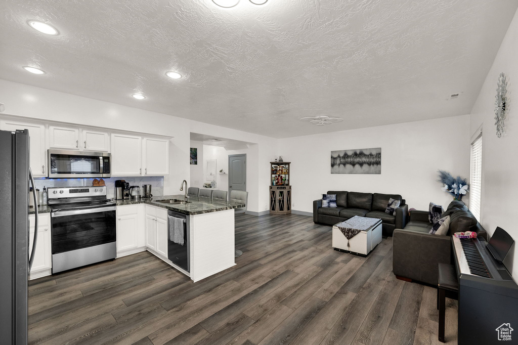 Photo 10 for MLS #2117792 at 7187 S 420 East