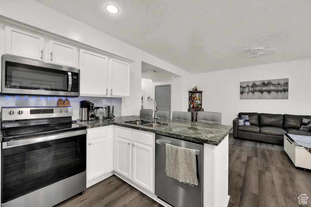 Photo 9 for MLS #2117792 at 7187 S 420 East